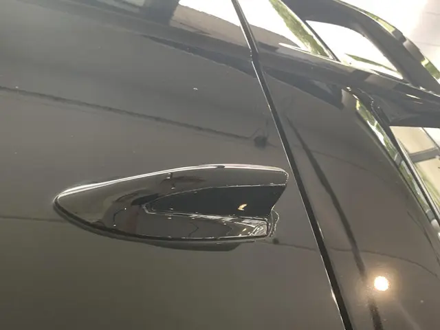 Toyota C-HR 1.8 Hybrid Executive 2023 Hybride Benzine 22
