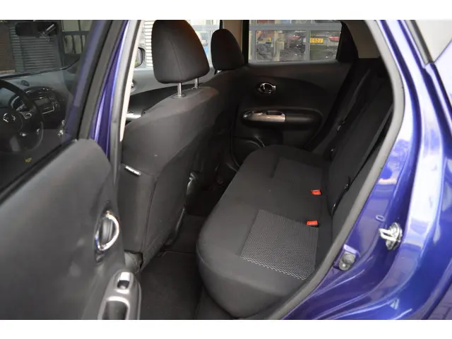 Nissan Juke 1.6 Acenta automaat 2017 Benzine 13