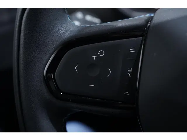 Lynk & Co 01 1.5 2023 Hybride Benzine 23