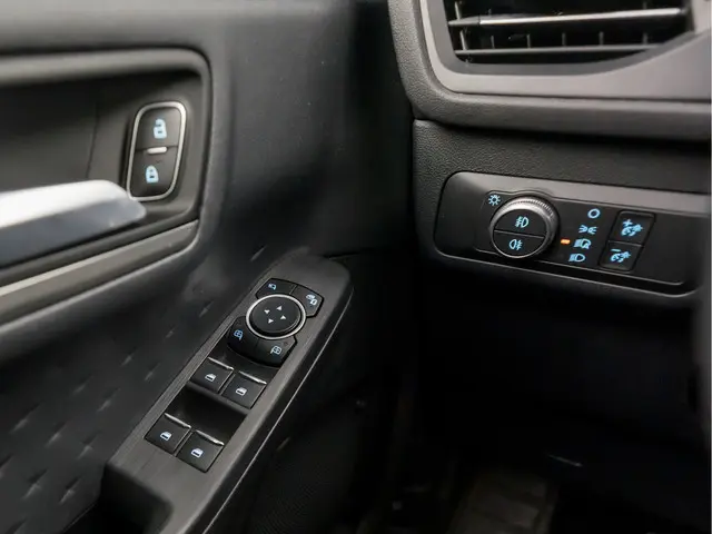 Ford Kuga 1.5 EcoBoost Titanium X 2020 Benzine 37