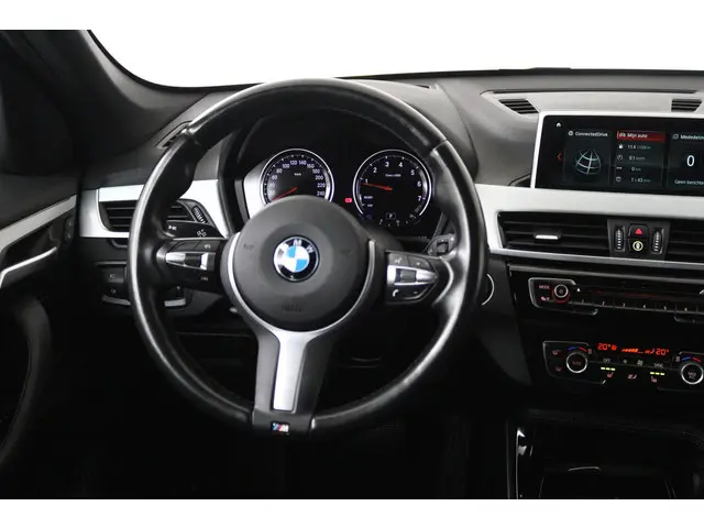BMW X1 SDrive20i Orange Edition II 2018 Benzine 4