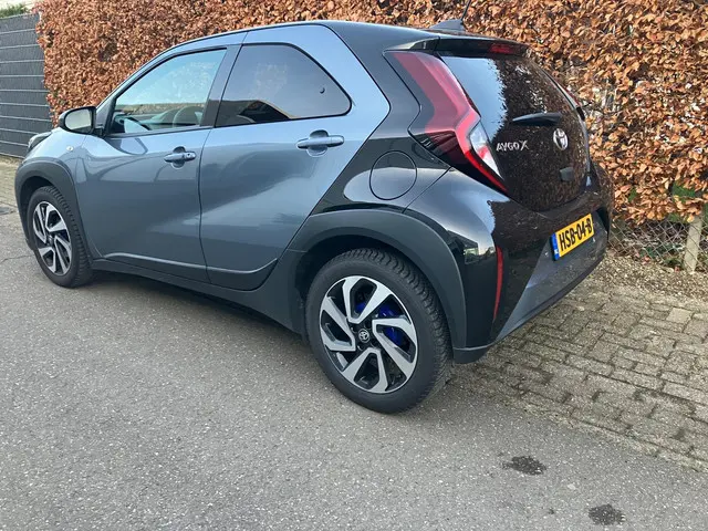 Toyota Aygo X 1.0 VVT-i S-CVT Envy Automaat 2024 Benzine 3
