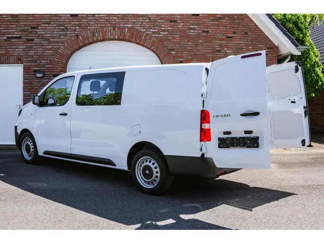 Opel Vivaro 1.5 Diesel 120pk L3H1 2024 Diesel 28