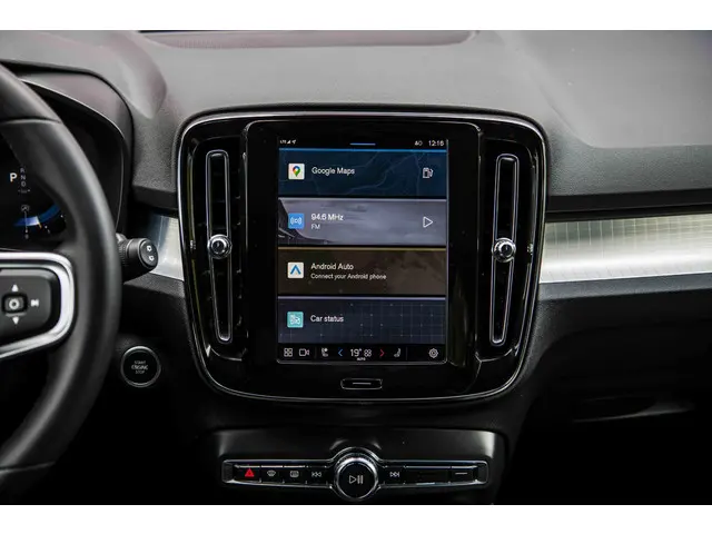 Volvo XC40 2.0 B4 Core 2023 Benzine 11