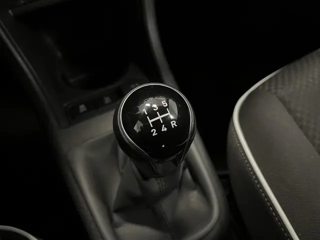 SEAT Mii 1.0 Sport Connect 2016 Benzine 32