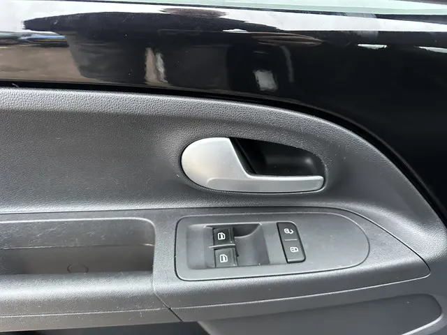 Volkswagen up! 1.0 2021 Benzine 11