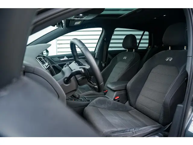 Volkswagen Golf 2.0 TSI 4Motion R 2017 Benzine 8