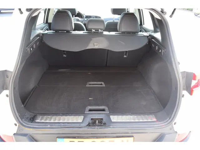 Renault Kadjar 1.2 TCe Bose 2017 Benzine 10