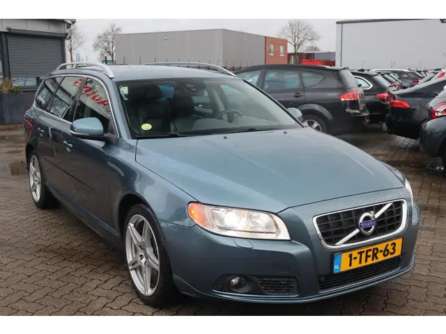 Volvo V70 2.0 D4 Summum 2013 Diesel 11
