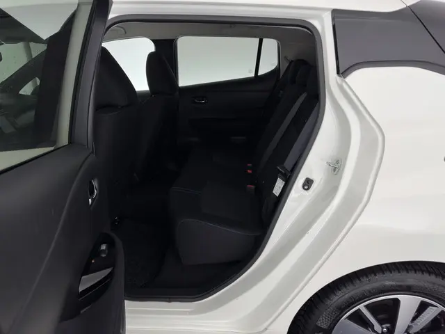 Nissan Leaf Acenta 40 kWh {SOH-90%} 2020 Elektrisch 9