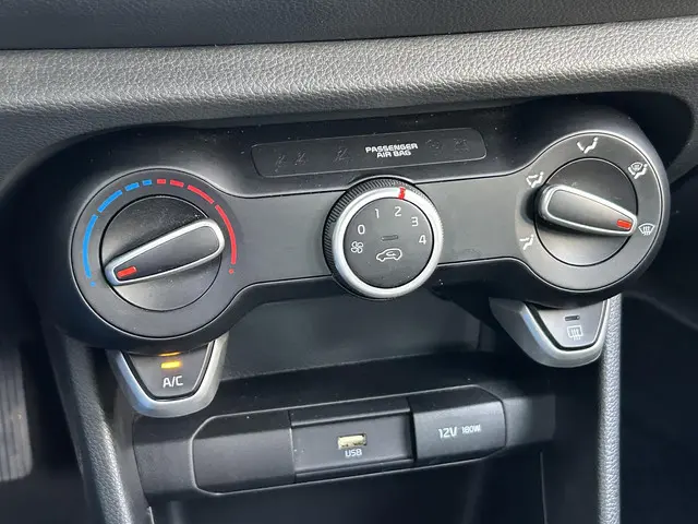 Kia Picanto 1.0 DPi DynamicLine 2023 Benzine 24