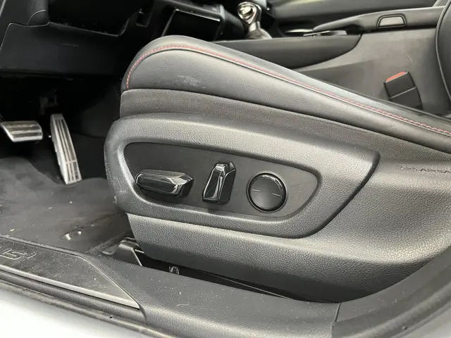 Lexus UX 250h AWD F Sport Premium 2019 Hybride Benzine 15