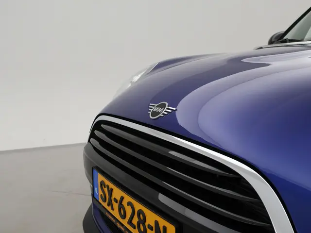 MINI 5-Deurs Mini 1.5 COOPER SALT AUT. 2018 Benzine 18