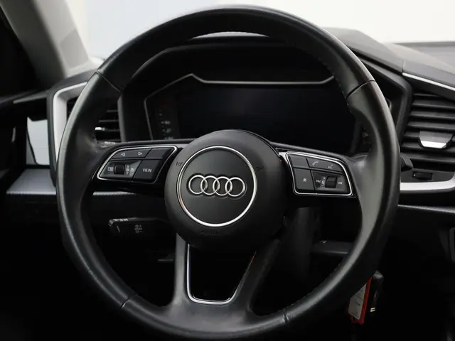 Audi A1 Sportback 25 TFSI/95PK S Line 2020 Benzine 32