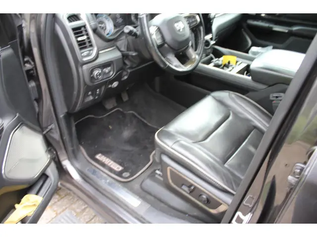 Dodge Ram 1500 5.7 V8 4x4 Crew Cab Limited 2021 LPG/Gas 9