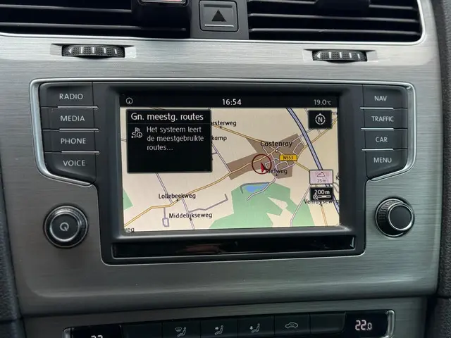 Volkswagen Golf 1.0 TSI CarPlay Camera LED 2017 Benzine 6