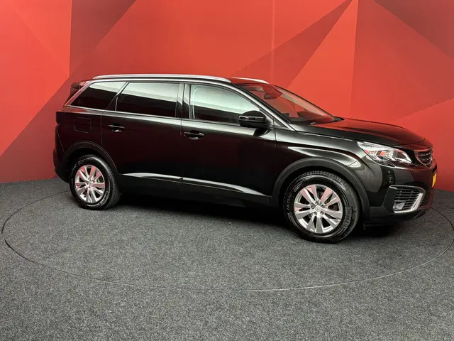 Peugeot 5008 1.2 PureTech Active 2017 Benzine 21