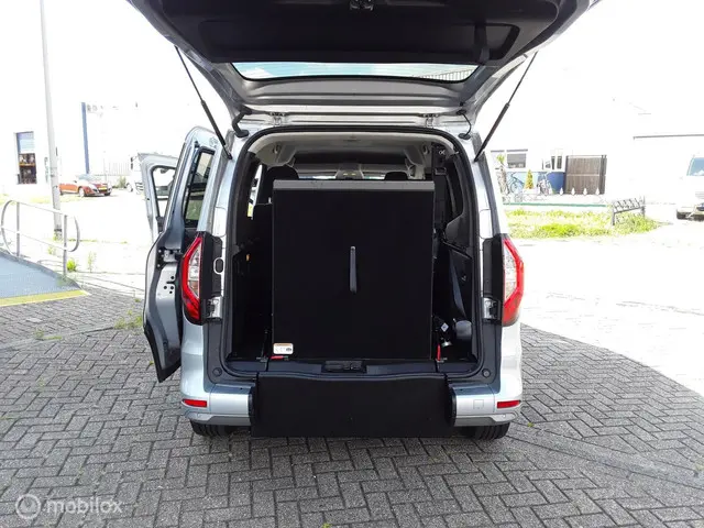 Renault Kangoo bestel 1.3 TCe 100 Comfort L1 2023 Benzine 8