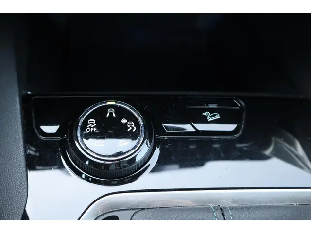 Peugeot 5008 1.2 PureTech Crossway 2019 Benzine 38