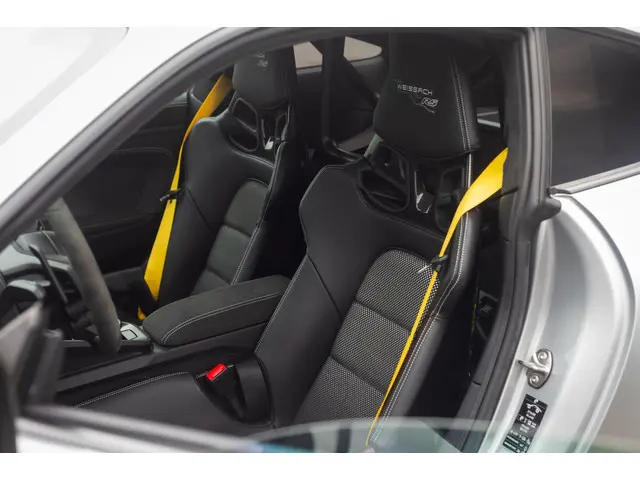 Porsche 911 992 4.0 GT3 RS 2023 Benzine 23