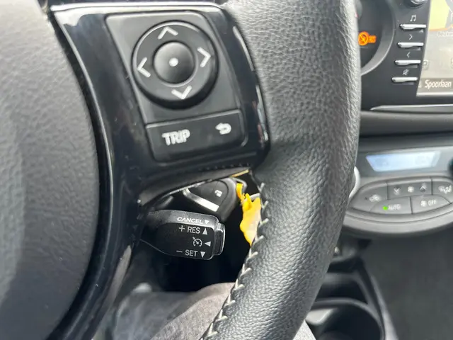 Toyota Yaris 1.5 Hybrid Active 2020 Hybride Benzine 17