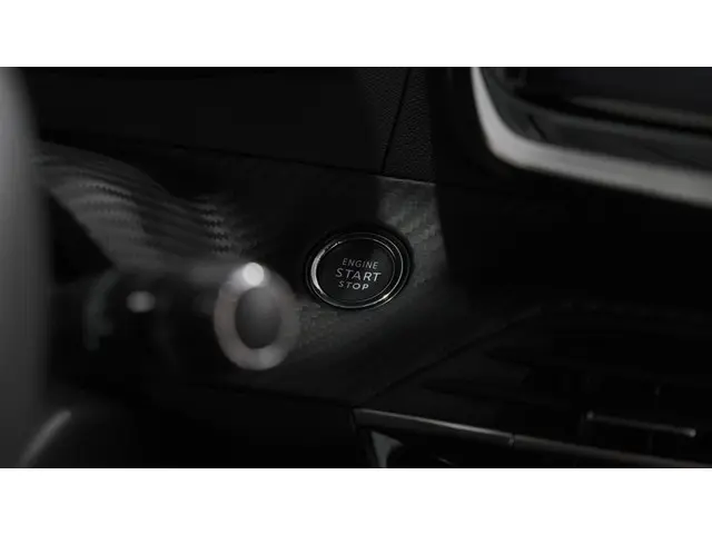 Peugeot 2008 PureTech 130 EAT8 GT 2024 Benzine 45