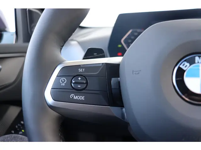 BMW 1 Serie 120 M Sport Design Edition 2025 Benzine 17