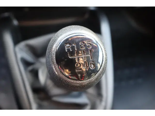 Opel Combo 1.6 CDTi L2H1 Sport 2017 Diesel 23