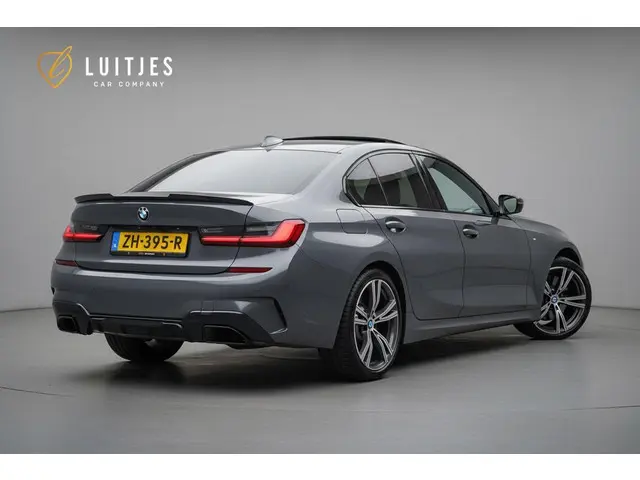 BMW 3 Serie 330i M-Sport 2019 Benzine 2
