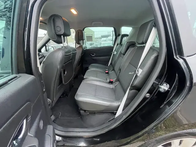 Renault Scénic 1.2 TCe Bose 2014 Benzine 12