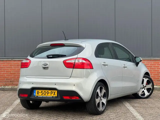 Kia Rio 1.4 CVVT Super Pack 2013 Benzine 28