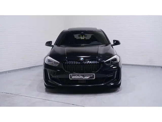 BMW 1 Serie 118i M Sport 2021 Benzine 2