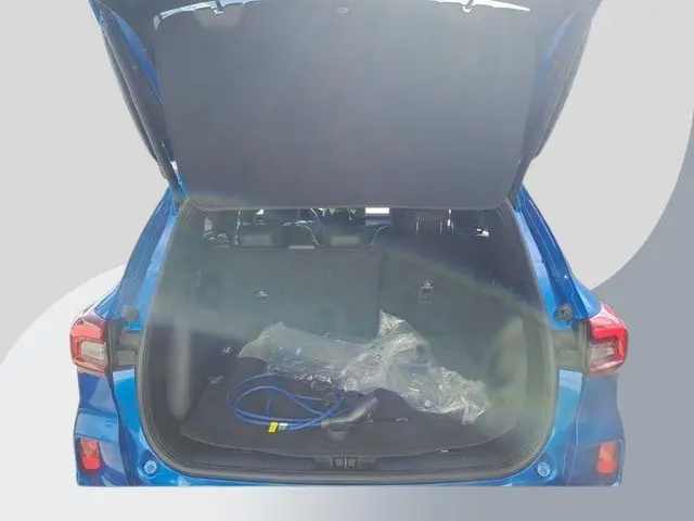 Ford Kuga 2.5 PHEV ST-Line X 2025 Hybride Benzine 10