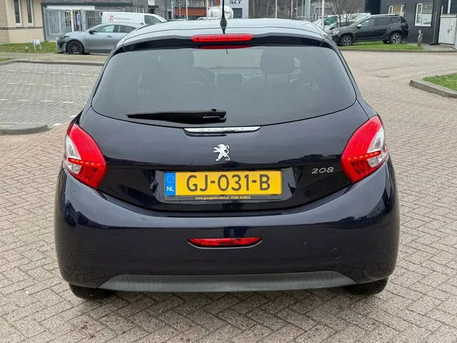 Peugeot 208 1.2 PureTech Style 2015 Benzine 5