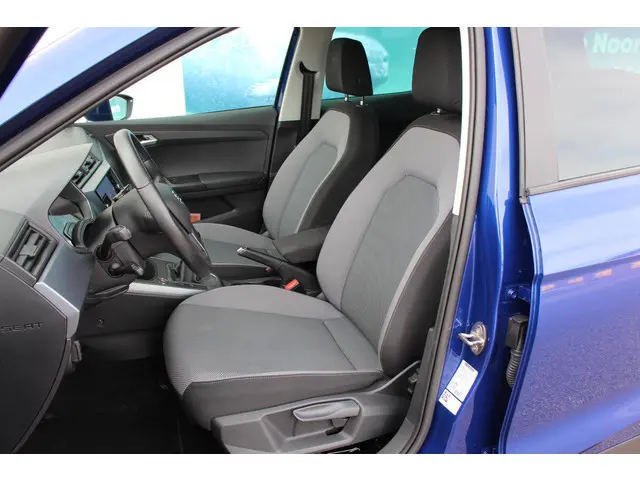 SEAT Arona 1.0 TSI Style Business Intense 2018 Benzine 10