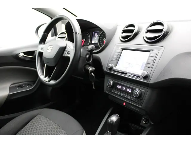 SEAT Ibiza ST 1.0 EcoTSI Style Connect 2016 Benzine 10