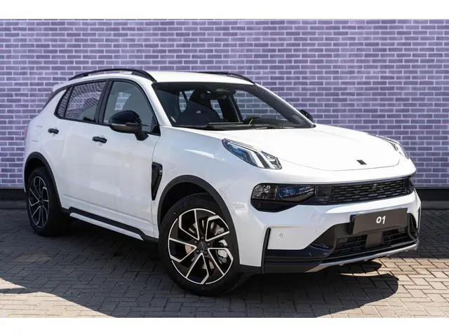 Lynk & Co 01 1.5 Core 2026 Hybride Benzine 16