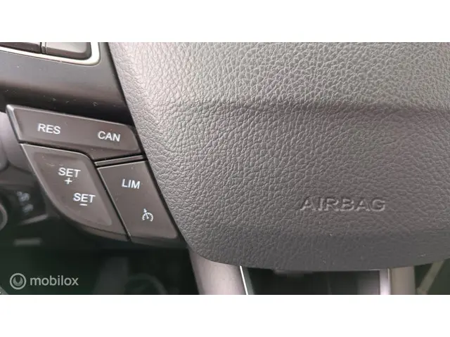 Ford Focus Wagon 1.0 Lease Edition 2018 Benzine 12