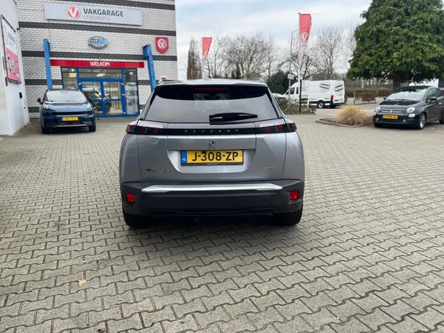 Peugeot e-2008 EV GT 50 kWh 2020 Elektrisch 6
