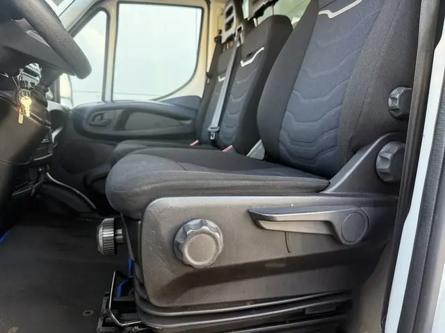 Iveco Daily 35S16 2.3 2020 Diesel 25