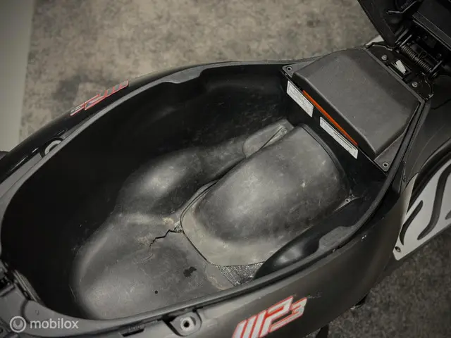 Piaggio MP3 300 HPE Sport 2022 Benzine 11