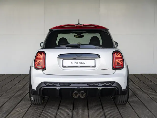 MINI 3-Deurs John Cooper Works 2022 Benzine 5