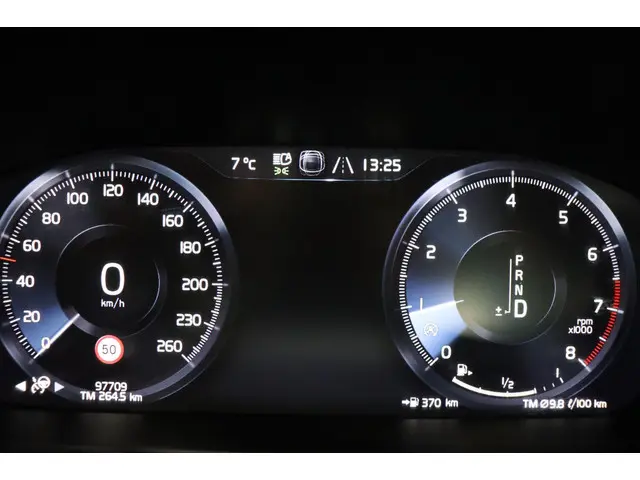 Volvo V60 2.0 T4 R-Design org. NL-auto 2019 Benzine 12