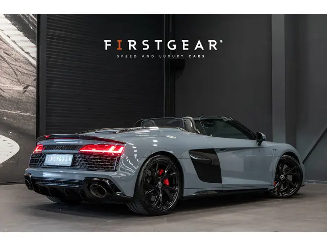 Audi R8 Spyder 5.2 Performance Quattro 2021 Benzine 2