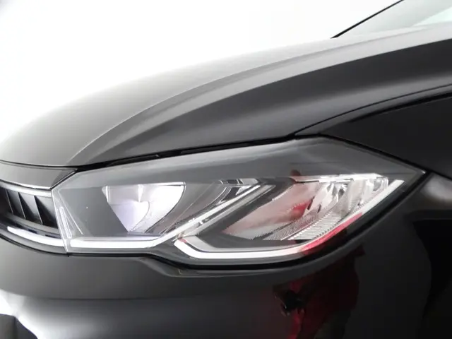 Volkswagen Polo 1.0 life M'23 2022 Benzine 19