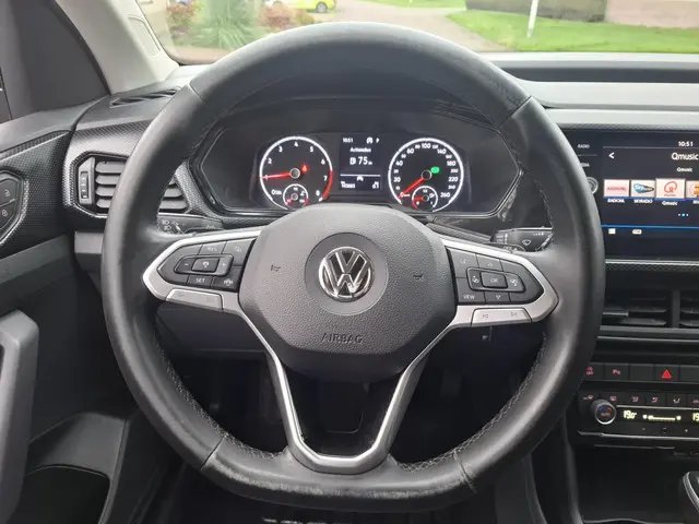 Volkswagen T-Cross 1.0 TSI Life DSG 2020 Benzine 22