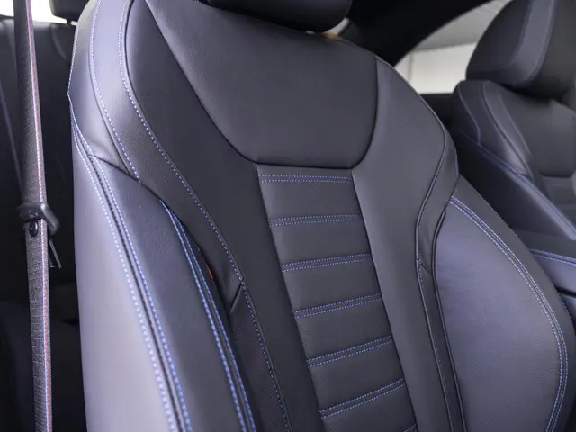 BMW 2 Serie Coupé 220i 2022 Benzine 12