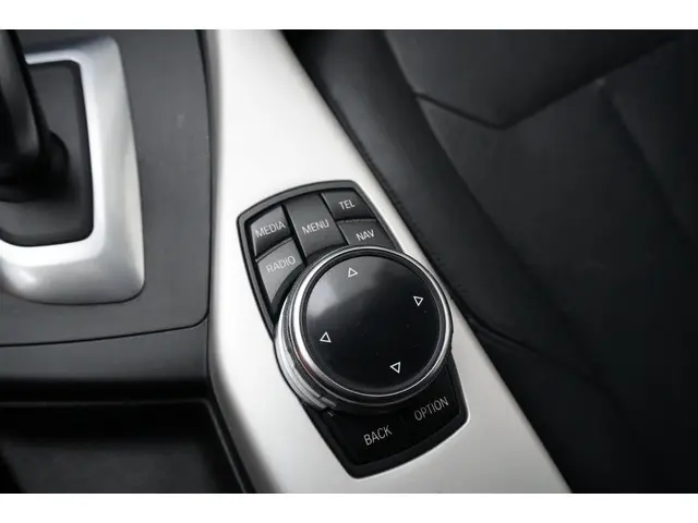 BMW 1 Serie 116i High Executive 2013 Benzine 12