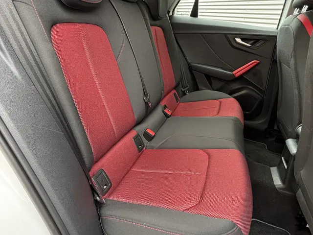 Audi Q2 1.0 TFSI Sport 2017 Benzine 8