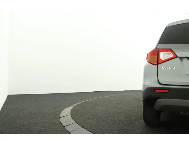 Suzuki Vitara 1.4 S 2017 Benzine 40